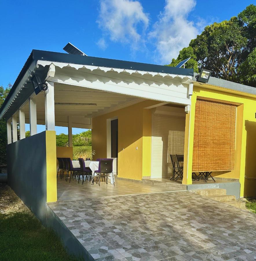 Residence Lacolombe Petit-Canal Exterior photo
